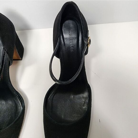 Whistles   - Picture 14 of 14